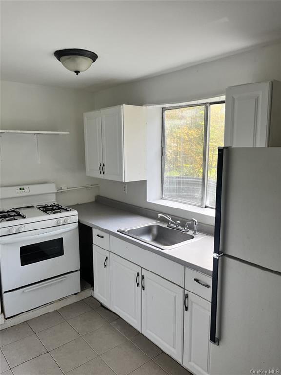 Foto del edificio - 80 Timber Ridge Rd