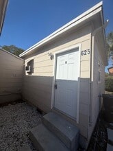 Building Photo - 625 54th St