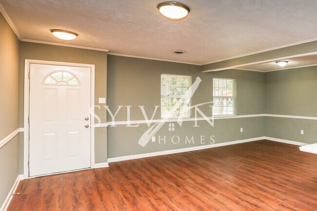 Foto del edificio - This charming home is move-in ready!