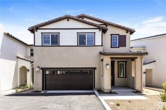 Building Photo - 28201 Dwight Dr