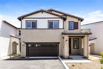 Building Photo - 28201 Dwight Dr