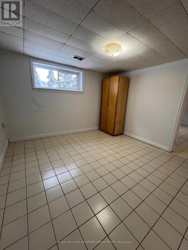 Photo du bâtiment - 9 Dalbeattie Ave