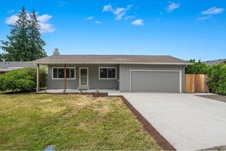 Building Photo - 3434 Memorial Park Dr