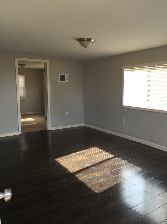 Foto del edificio - 624 Pepper Drive, Unit A