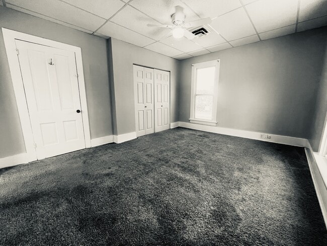 Building Photo - 701 S West St