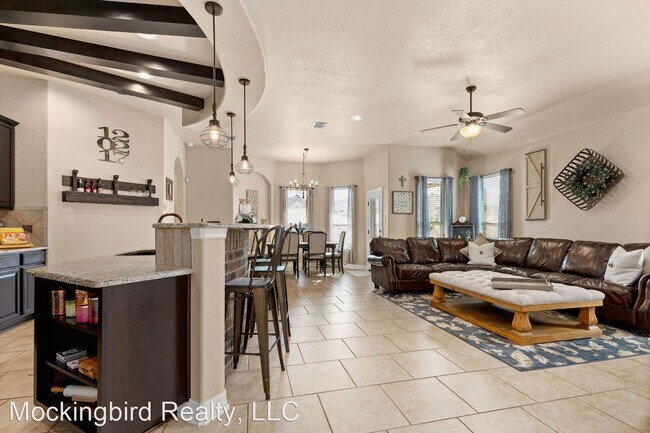 Foto del edificio - 3 br, 2 bath House - 12422 Horse Crescent