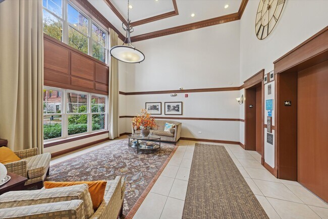 Foto del edificio - 255 E Liberty Dr