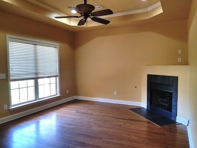 Building Photo - 364 Split Rail Dr