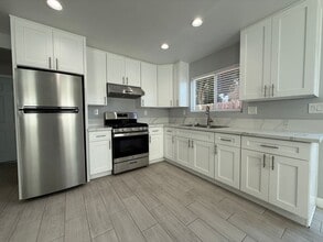 Building Photo - 3634 Birch St