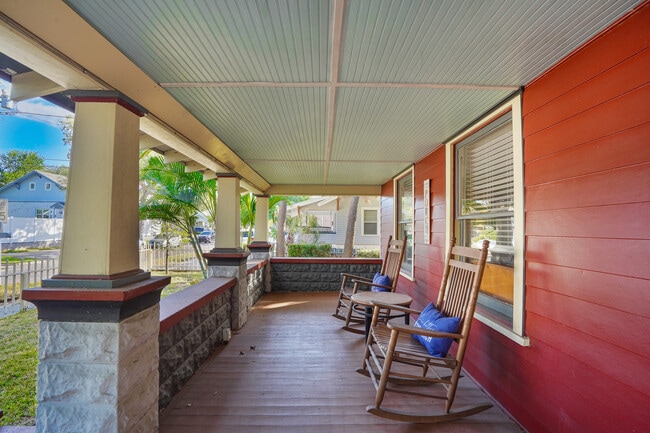 Foto del edificio - 1216 3rd St N