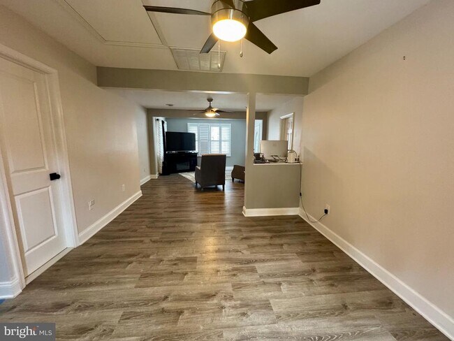 Building Photo - 1252 Generals Hwy