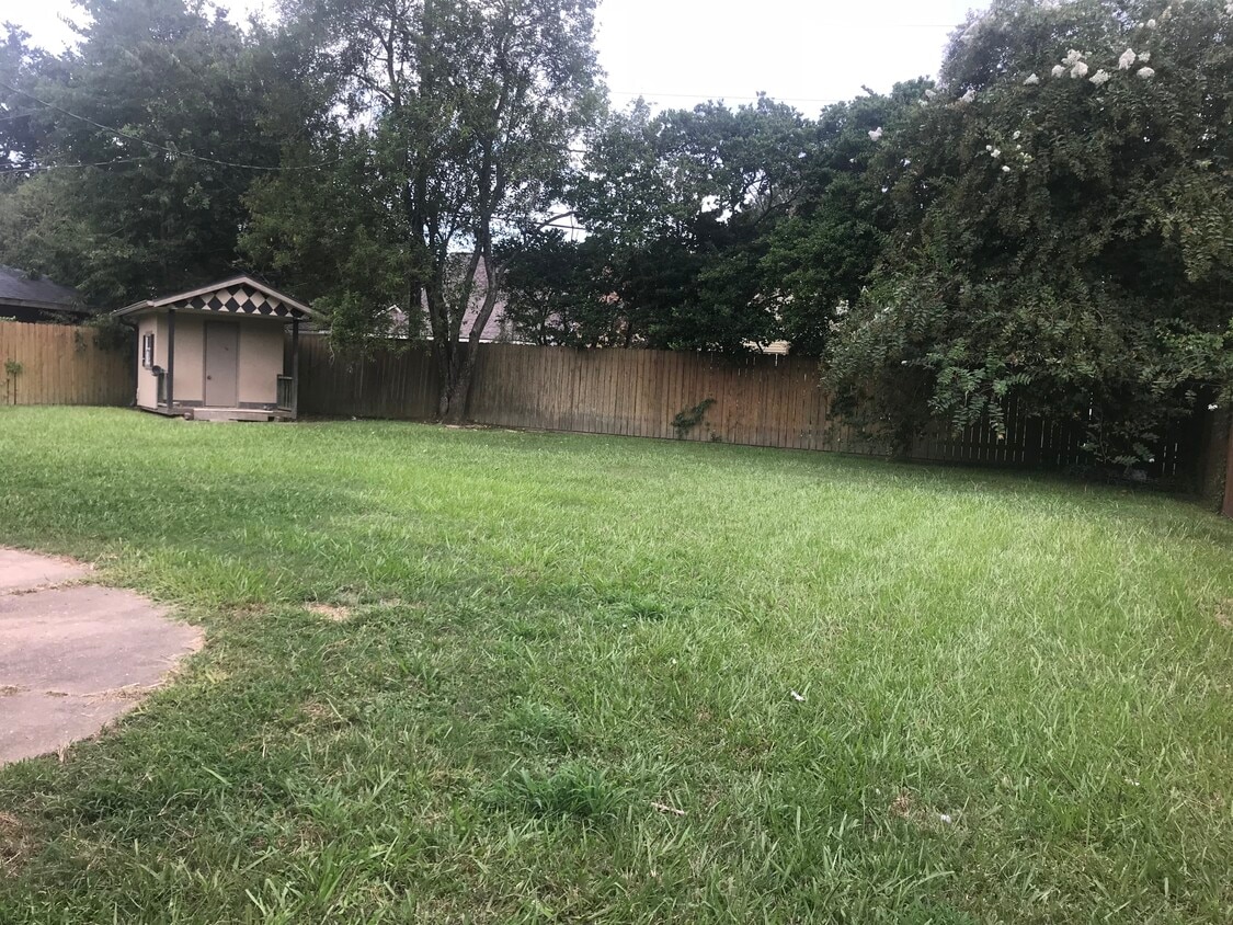 112 Claymore Dr, Lafayette, LA 70503 House for Rent in Lafayette, LA