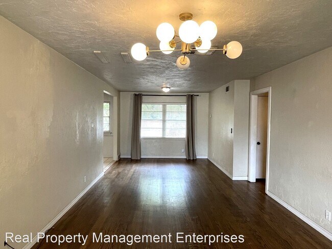 Building Photo - 3 br, 2.5 bath House - 2225 NW 50th St