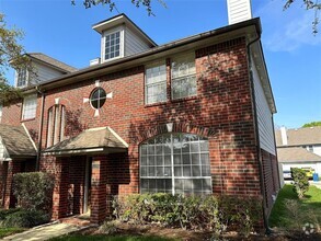 Building Photo - 1281 El Camino Village Dr