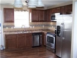 Building Photo - 3 br, 2 bath House - 1046 Waterford Circle