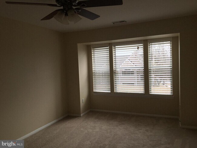 Foto del edificio - 7628 Stony Creek Ln