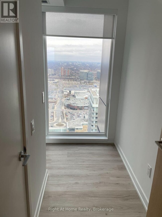 Building Photo - 395 Square One Dr