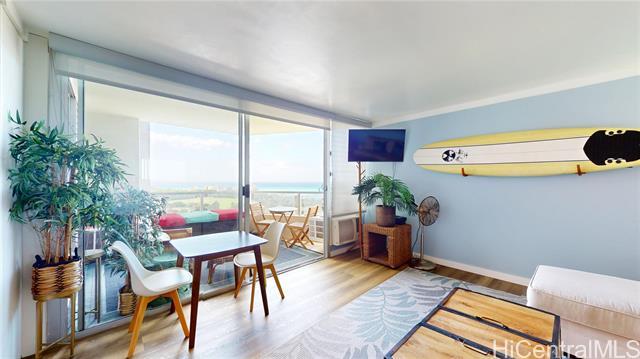 Building Photo - 2600 Pualani Way
