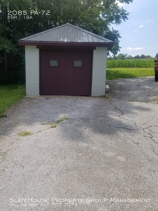Building Photo - 2085 PA-72