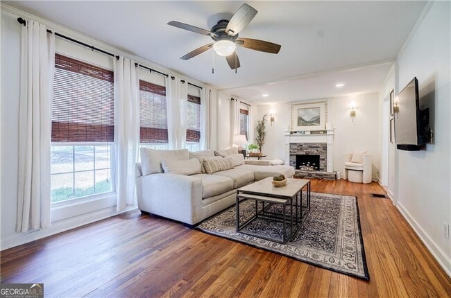 Building Photo - 2209 Clairmont Terrace NE