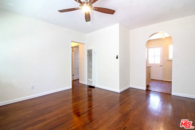 Foto del edificio - 3350 Atwater Ave
