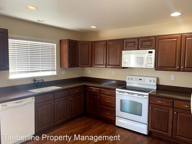 Building Photo - 1351 Yellow Granite Way