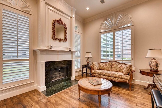 Building Photo - 4552 Tuscany Dr