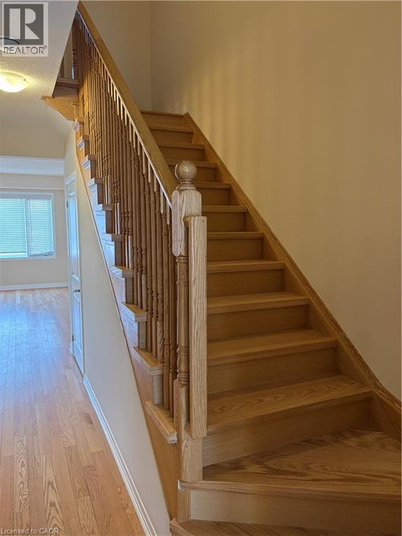 Photo du bâtiment - 70 Freedom Cres