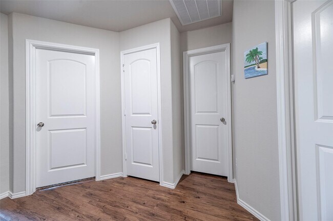 Foto del edificio - 5519 Peralta Mills Way