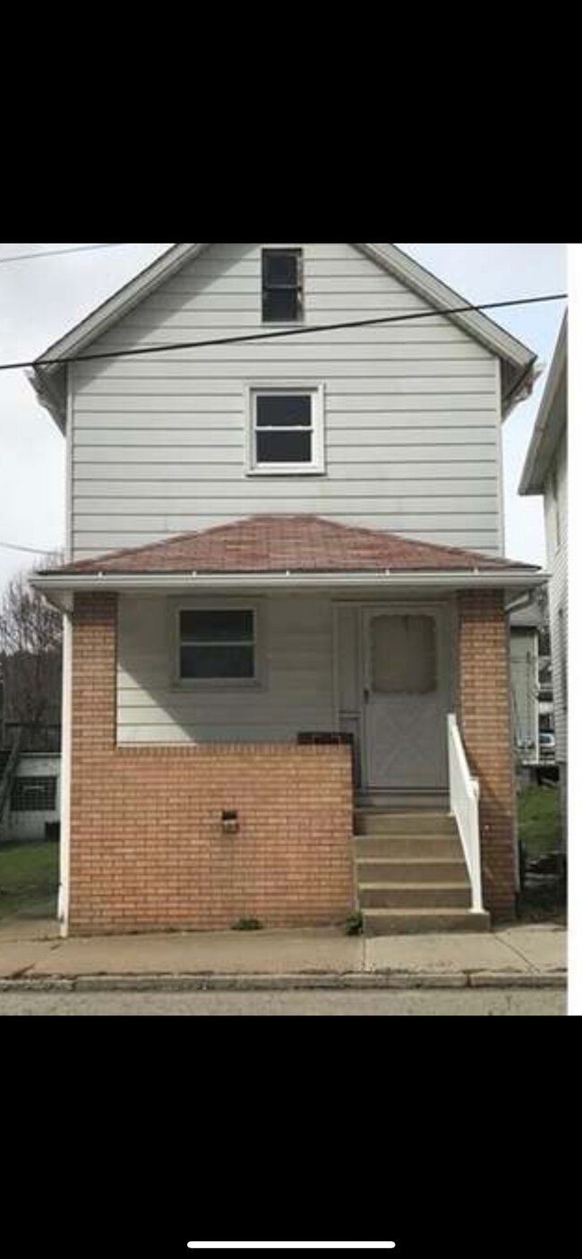 Building Photo - 761 W Otterman St