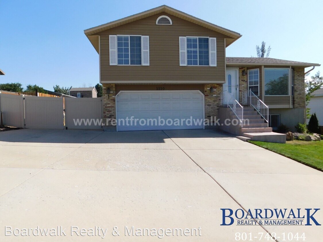 3 br, 2 bath House 1110 E Lafayette St House for Rent