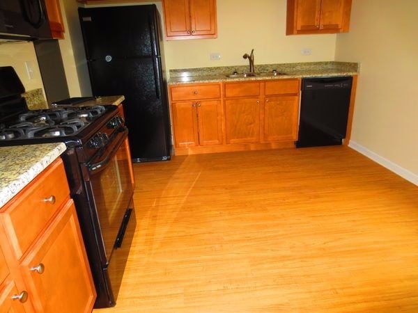 Building Photo - 137 Mayfield Dr