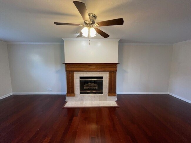 Foto del edificio - WEST KNOX BEAUTY ON CUL-DE-SAC 3 BEDROOM A...