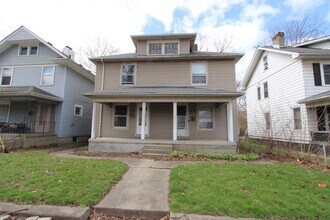 Building Photo - 202-204 Harrison St