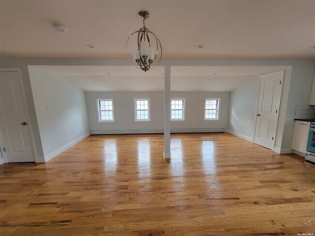 Foto del edificio - 194-08 119th Ave