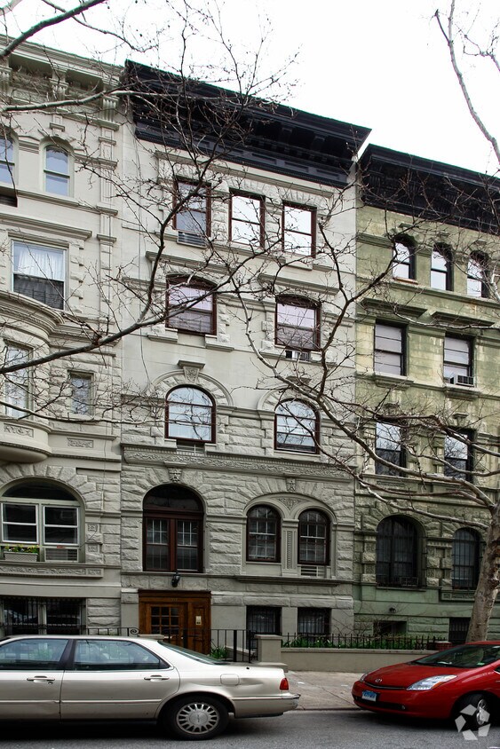 Foto del edificio - 117 W 77th St