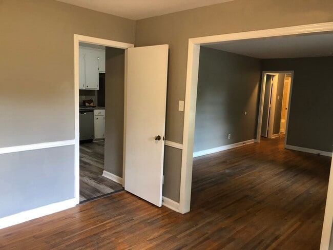 Building Photo - 3bed/2 bath home in Shannon Park in Charlotte