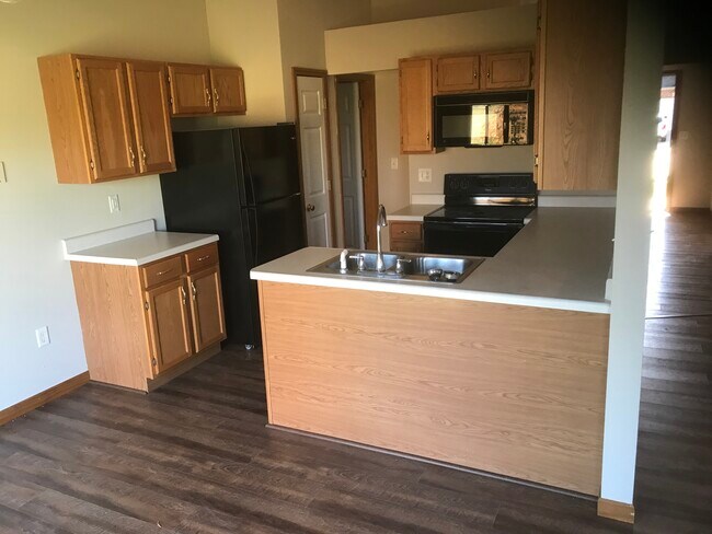 Foto del edificio - 112 Lake Saint Ellen Dr