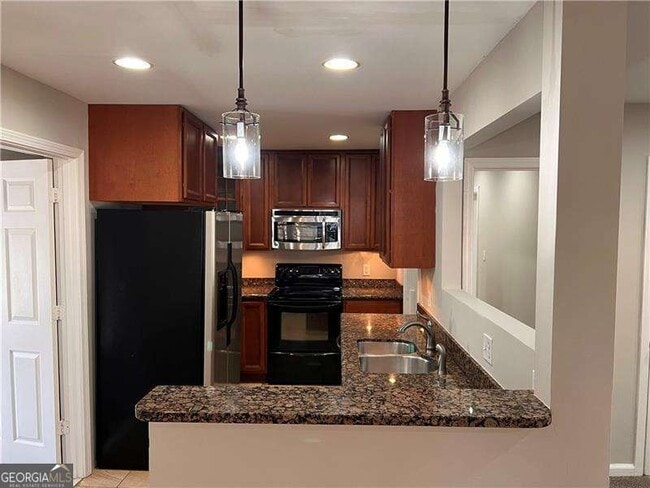 Building Photo - 2047 Panstone Ct SW