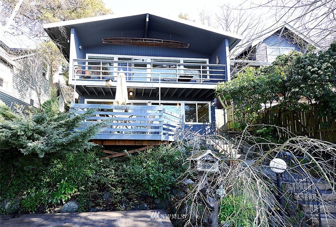 Primary Photo - 5012 Baker Ave NW