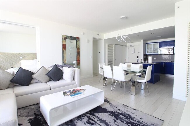 Foto del edificio - 3101 Bayshore Dr