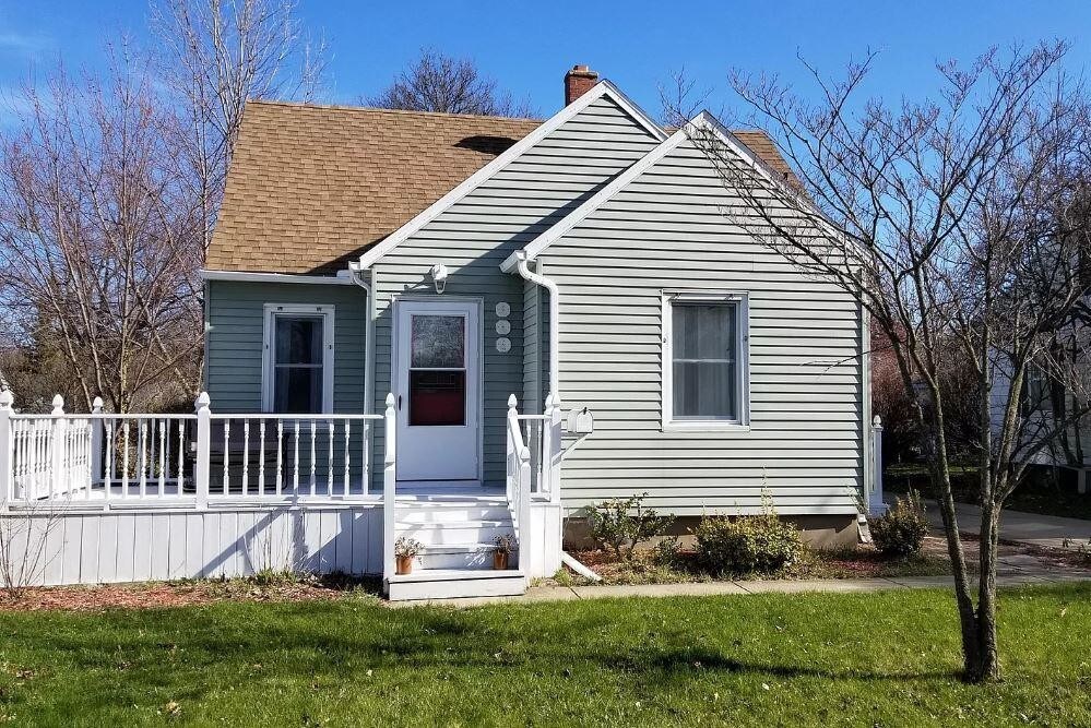 Primary Photo - 909 Napier Ave