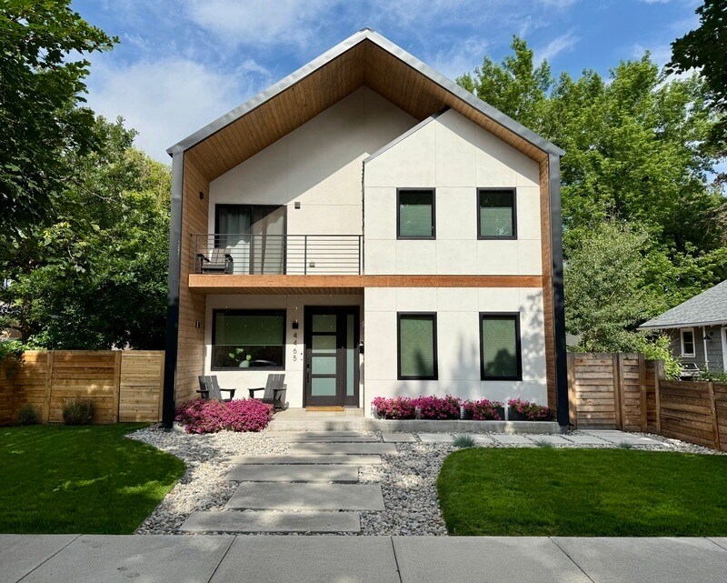 Foto principal - 4465 Zenobia St