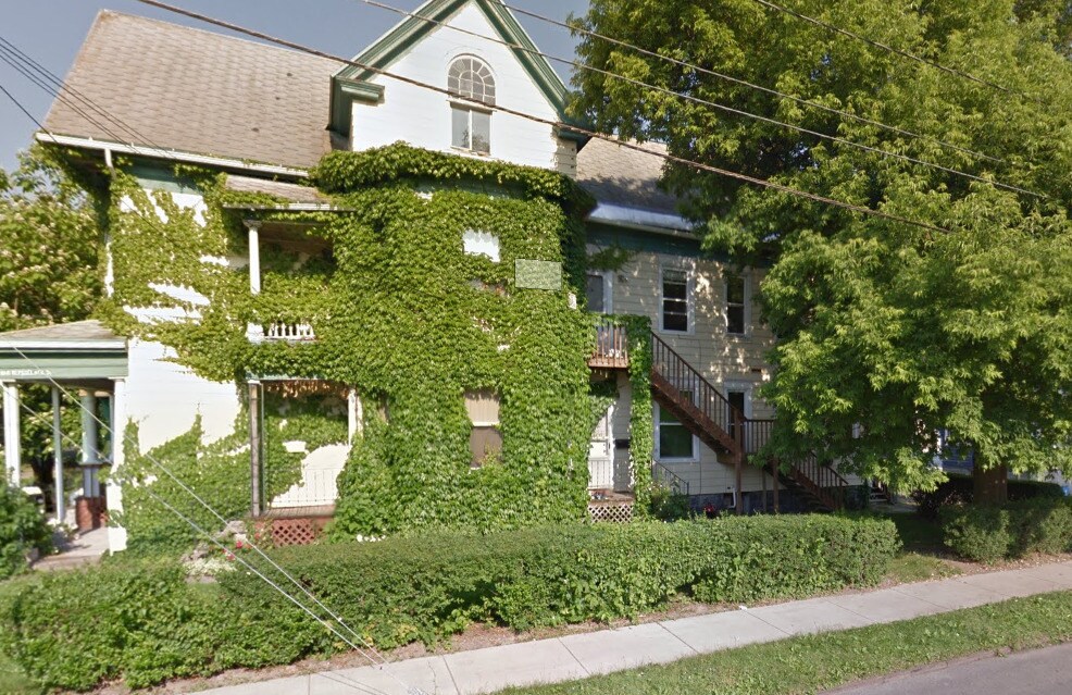 Primary Photo - 551 Park Ave