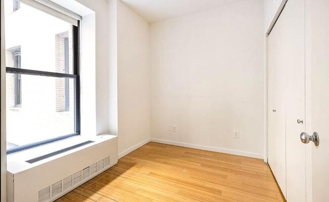 Building Photo - 1 bedroom in NEW YORK NY 10280