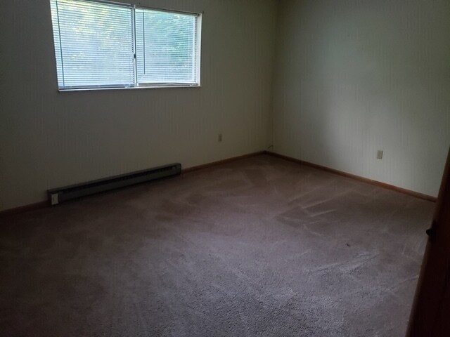 Bed Room - 1209 Middletown Rd