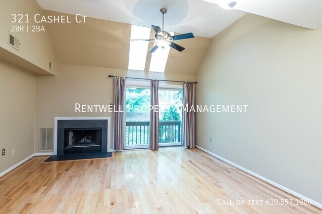 Photo - 321 Cashel Ct House