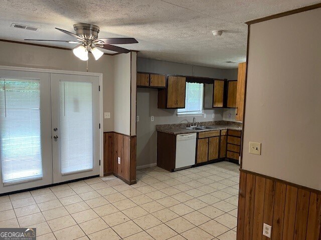 Foto del edificio - 8228 Englewood Trail