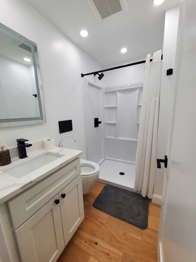 Foto del edificio - 919 Atwells Ave