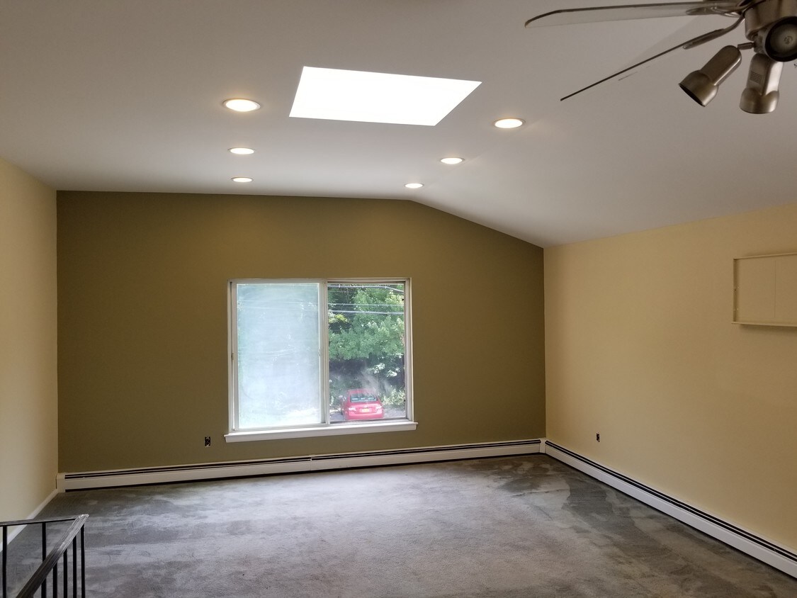 Foto principal - 317 Brielle Ave